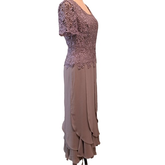 J. J.'S House Lilac Mother of the Bride Dress - Size: Please See Measurements - Picture 2 of 12